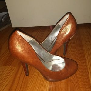 Jeasica Simpson baby doll pumps